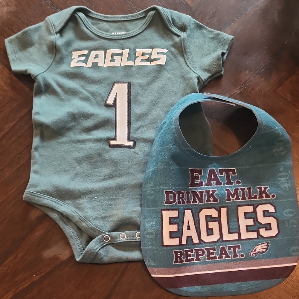 Eagles Green Baby Onesie and Bib Set